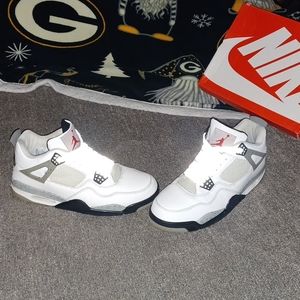 Jordan 4 white cement